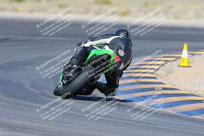 media/Apr-14-2024-SoCal Trackdays (Sun) [[70f97d3d4f]]/2-Turn 11 Backside (935am)/